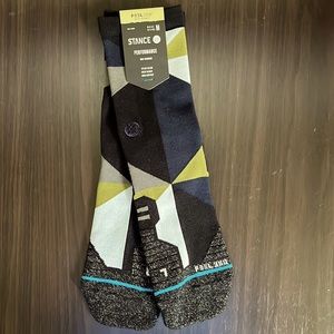 Stance Performance Socks | FEEL 360 mid cushion | Mens M, Women’s L